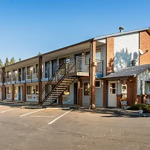 Hotel Super 8 By Wyndham East